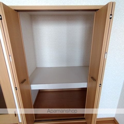サゥーヂビバIIの内装写真