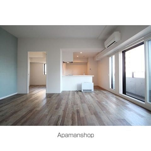 MODENA SIANの内装写真