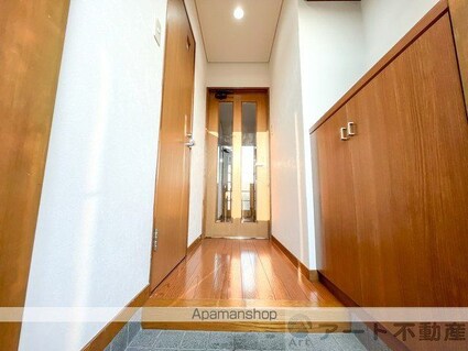 コートエルⅢ[2LDK/57.59m2]の玄関