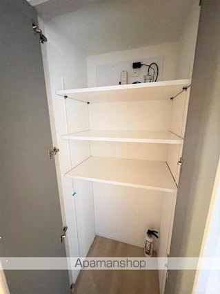 レジディアタワー上池袋（タワー棟）[1SLDK/57.24m2]の収納