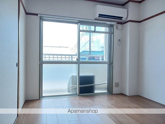 レジデンスマツバラの内装写真