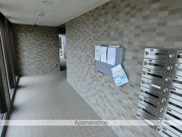 グラン・クリュ壱番館の玄関写真