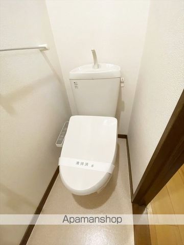 DEMAINの内装写真