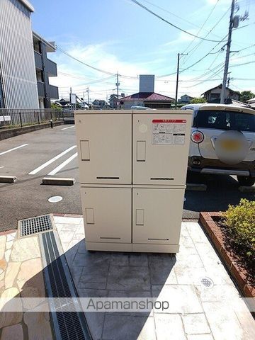 コモド ガーデンの内装写真