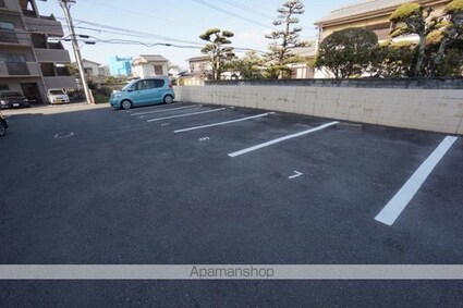 ベルエアー樽味[1K/30.6m2]の駐車場