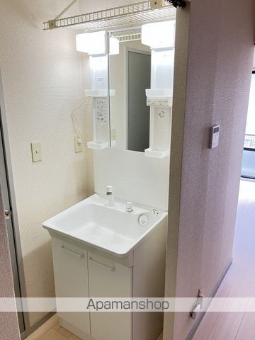 ビックウエイ中島の内装写真