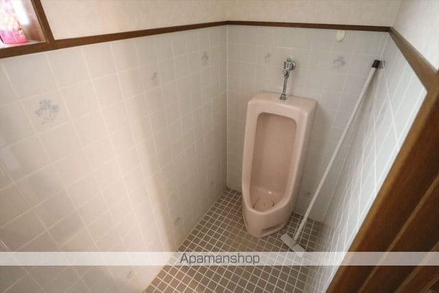 名張市 2階建 築31年の内装写真