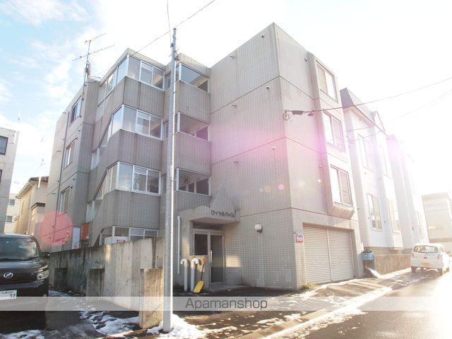 ロイヤルハイム白石の外観写真
