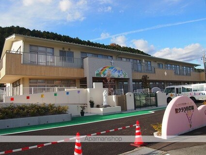 ウィーンの森[事務所/169.65m2]の周辺1