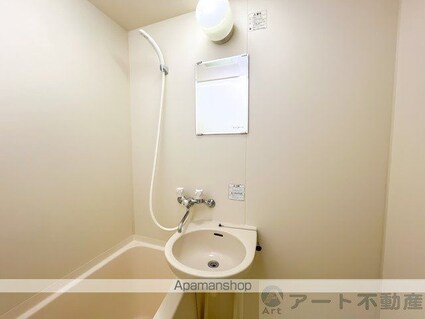 ヴァンテアン清水[1K/23.85m2]の洗面所