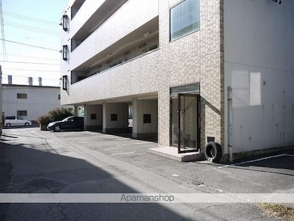 レジデンス９２３長地[1K/19.4m2]のエントランス