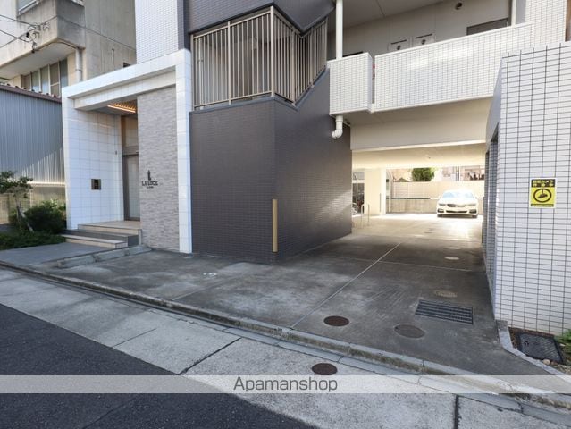 ラルーチェ泉の外観写真