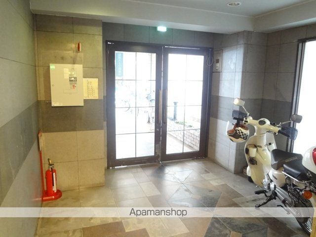 センチュリーロイヤル小阪の内装写真
