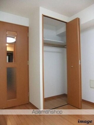 東京都港区芝３丁目[1K/22.4m2]の収納