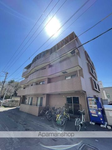 フォレスト神宮前の外観写真
