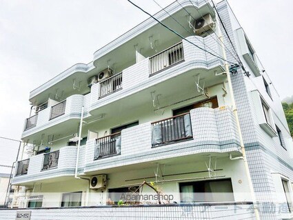 湯山コーポラス[1K/27m2]の外観3