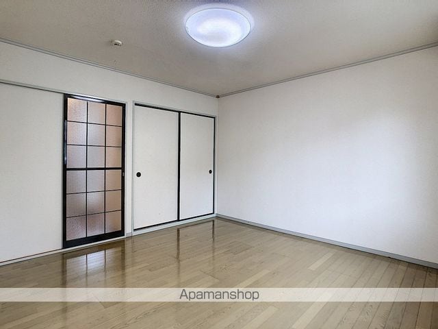 セゾン北安江の内装写真