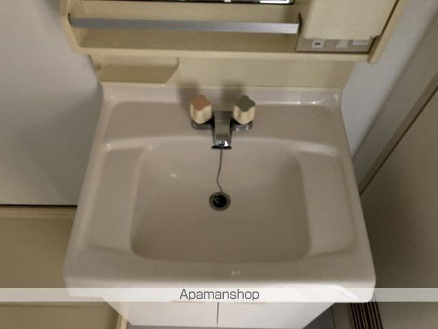 ダイヤモンドハイツ笹口の内装写真