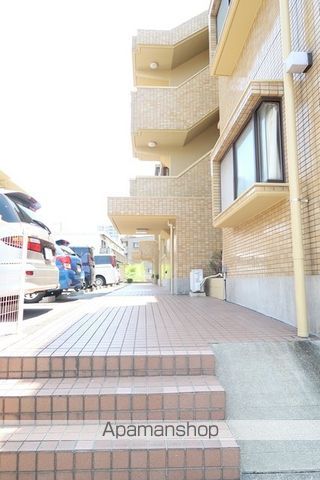 ラファミーユIIの外観写真