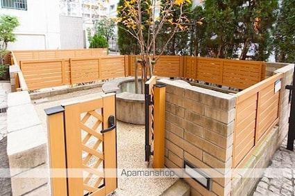 レジディア新宿御苑[1K/21.18m2]のエントランス1