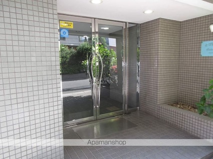 カームステージ鷺宮[1K/20.4m2]のエントランス2