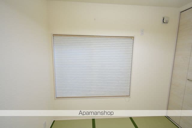 西阿知町西原戸建の内装写真