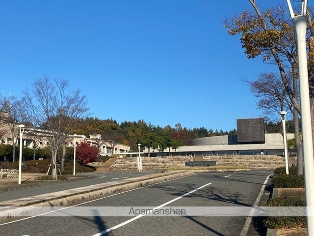 PLUS1の周辺写真