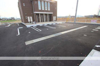 フェリーチェＴ　Ⅰ[1LDK/46.18m2]の駐車場