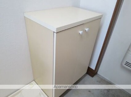 東京都世田谷区代田４丁目[1K/20m2]の玄関