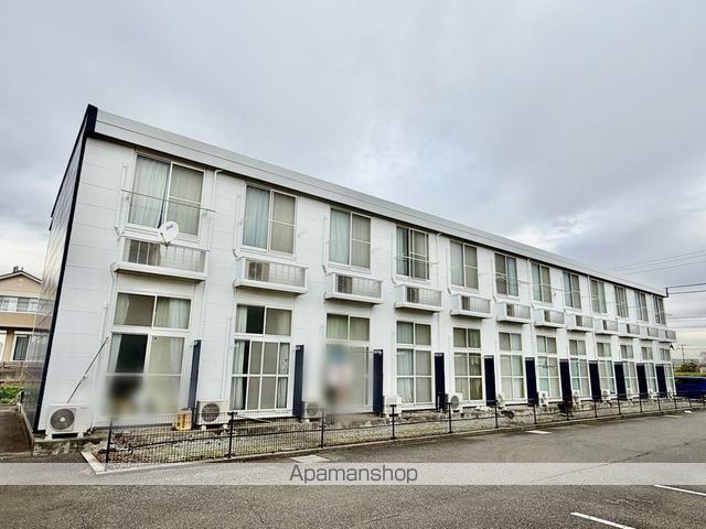 レオパレス唐ヶ原の外観写真