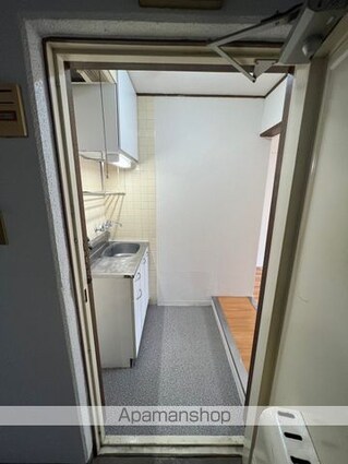 メゾン・ド・マルス[1R/16.1m2]の玄関