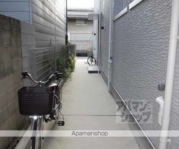 ハーモニーテラス東野中井ノ上町の玄関写真