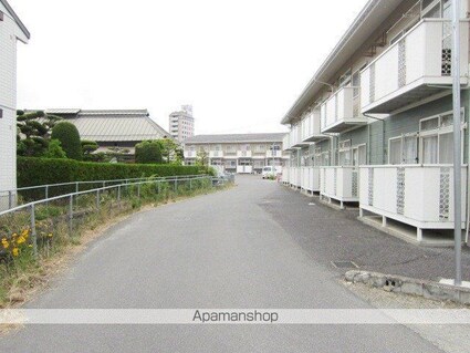 パティオ五月[1LDK/44.71m2]の周辺1