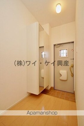 レスペヘリオスＢ[2LDK/56.84m2]の玄関