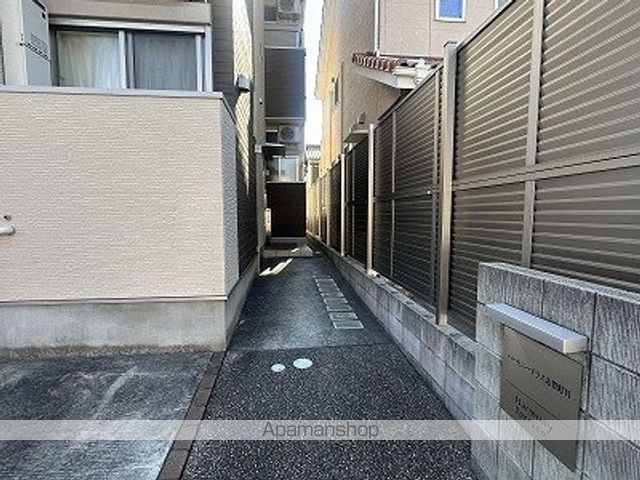ハーモニーテラス志賀町VIの玄関写真