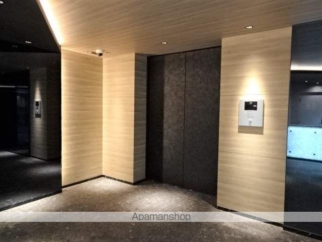 S−RESIDENCE福島GRANDEの玄関写真
