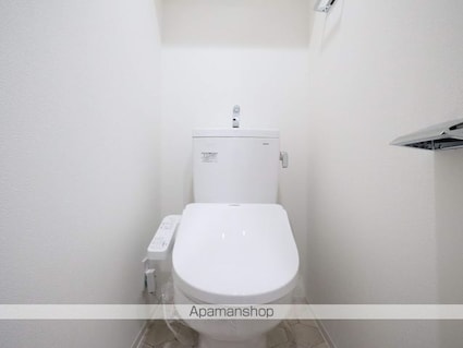 ディアレイシャス矢場町[1K/22.23m2]のトイレ