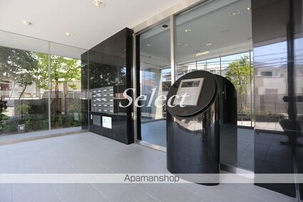 パルク　ド　スリジェ[2LDK/64.41m2]のエントランス