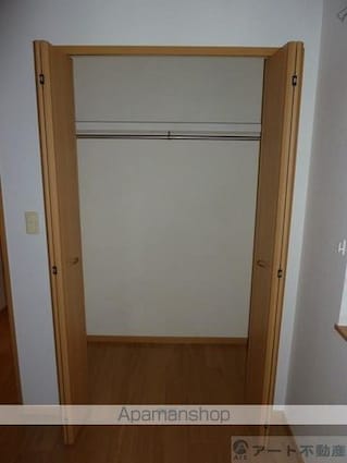 愛媛県松山市吉藤５丁目[2LDK/58.48m2]の収納