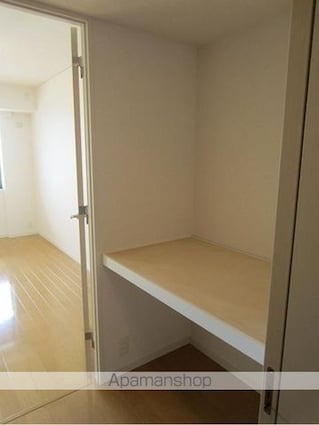 東京都世田谷区用賀１丁目[1LDK/49.56m2]の収納