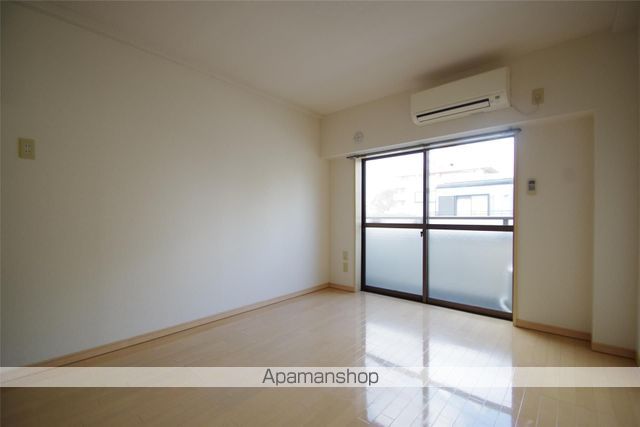 アンプルール新屋敷の内装写真