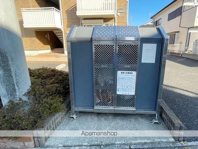 ブルート Bの内装写真