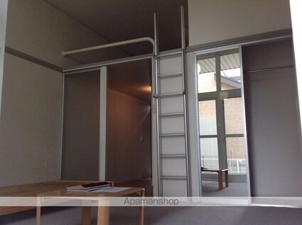 レオパレスメイプルⅢ[1K/23.18m2]のリビング・居間