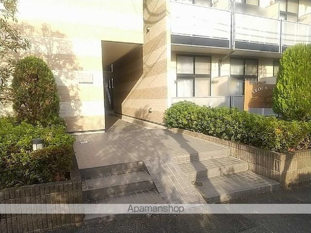 レオパレスITの玄関写真
