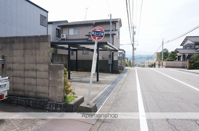 ヴィラ・クレスセルの周辺写真