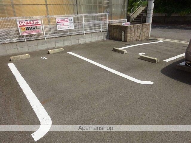 レジデンス　スプリング[1LDK/42.47m2]の駐車場1