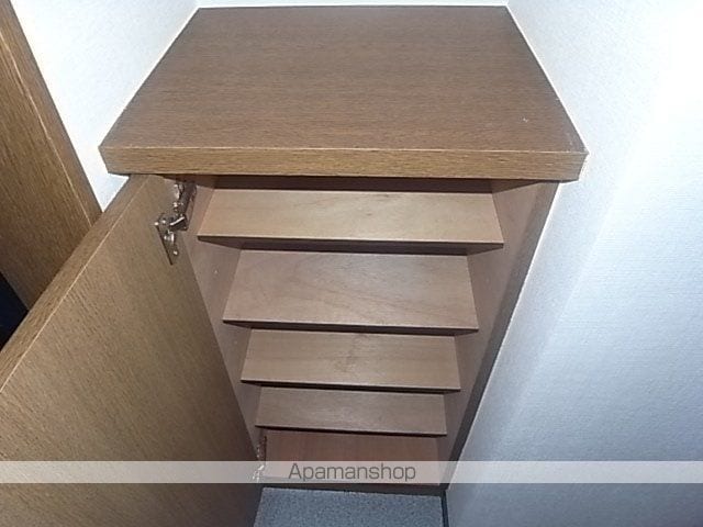 CRECER新栄の内装写真