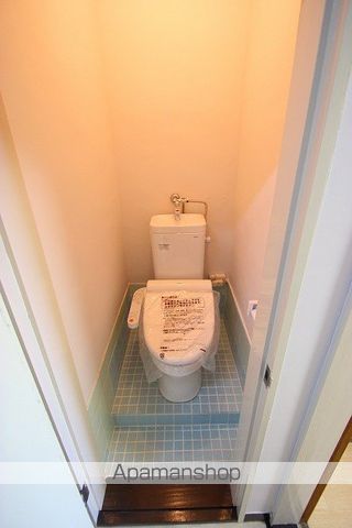 鶴ヶ岡マンションの内装写真