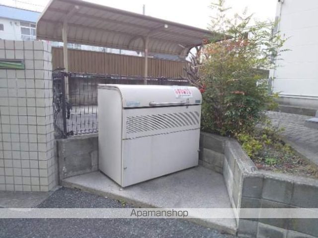 レオパレス和の玄関写真