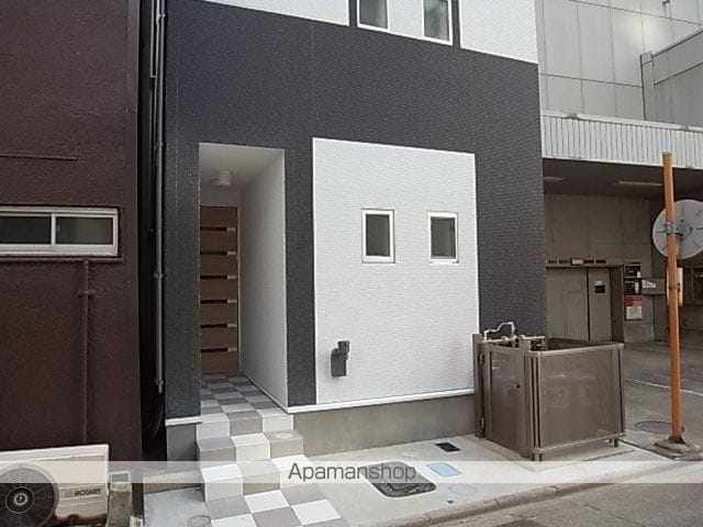 ソリッド名駅の外観写真